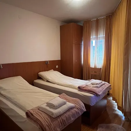 Lucky Star Next To The Lift With Free Parking * 반스코