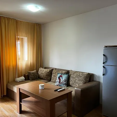 아파트 Lucky Star Next To The Lift With Free Parking 반스코