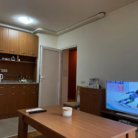 아파트 Lucky Star Next To The Lift With Free Parking *