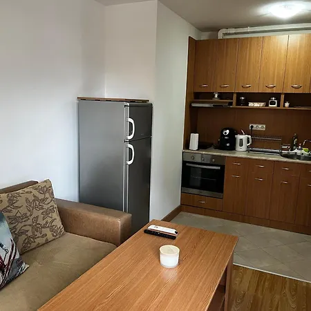 Lucky Star Next To The Lift With Free Parking 아파트 반스코