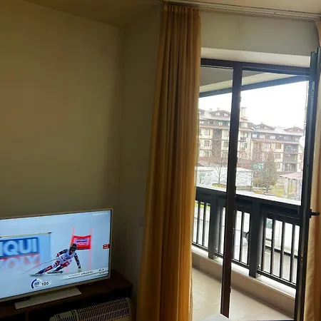 아파트 Lucky Star Next To The Lift With Free Parking 반스코