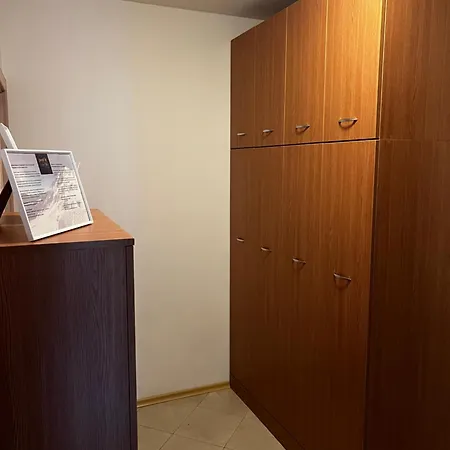 Lucky Star Next To The Lift With Free Parking 아파트 반스코