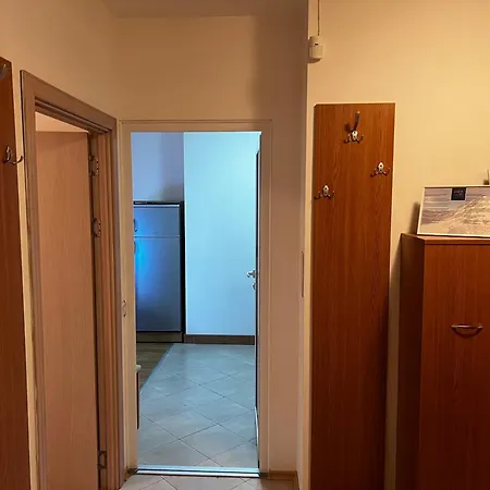 아파트 Lucky Star Next To The Lift With Free Parking *