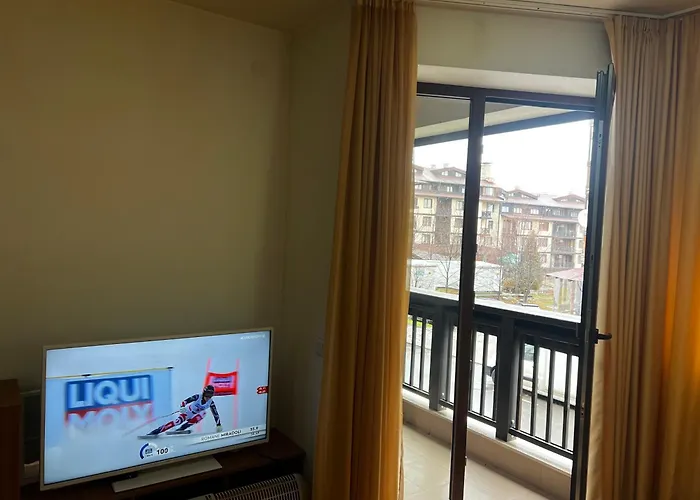 아파트 Lucky Star Next To The Lift With Free Parking 반스코